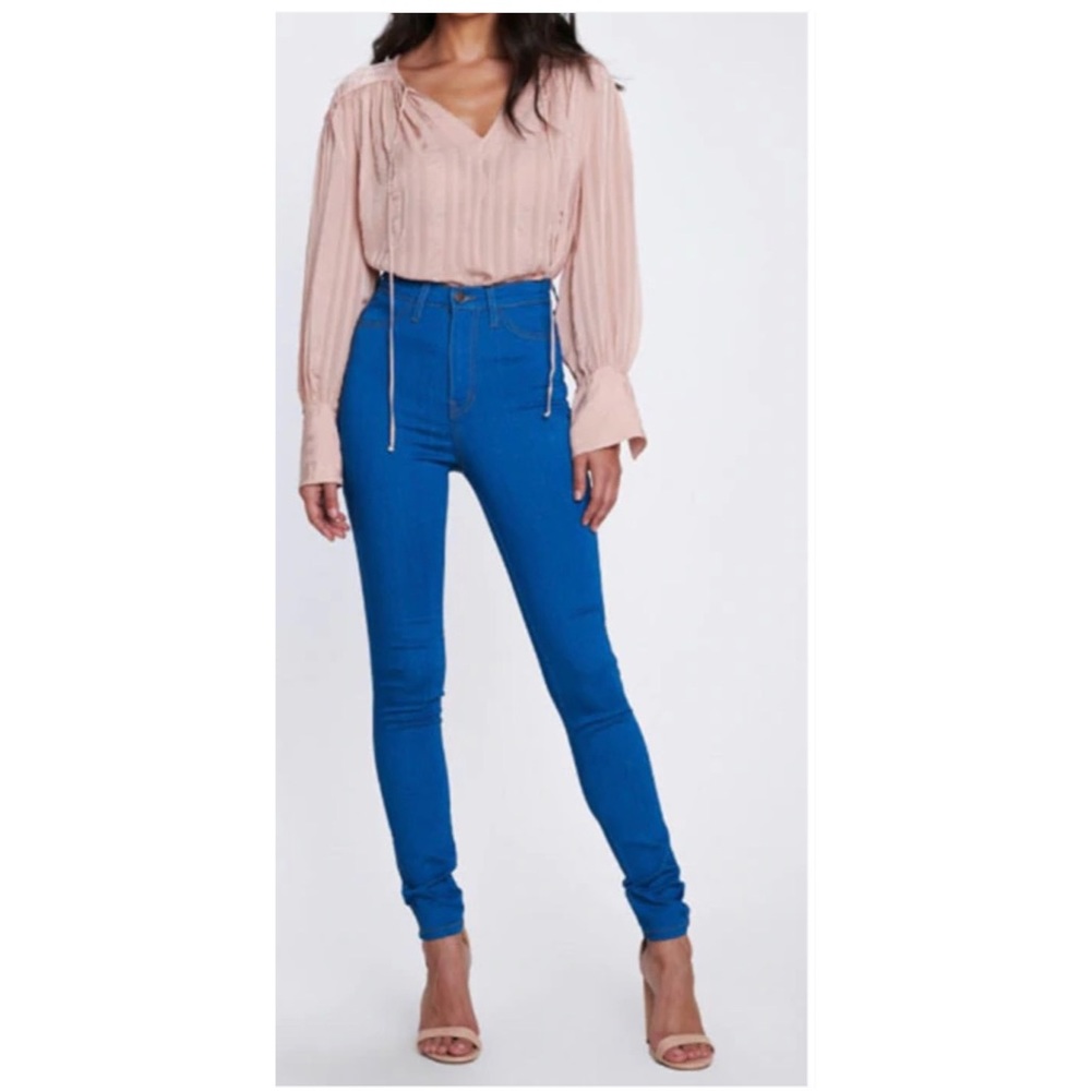 NWOT Vibrant miu high waisted skinny jeans size 9 from nasty gal